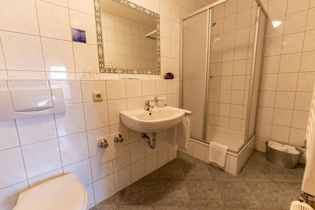Hotel Fronhof Mettendorf Dış mekan fotoğraf